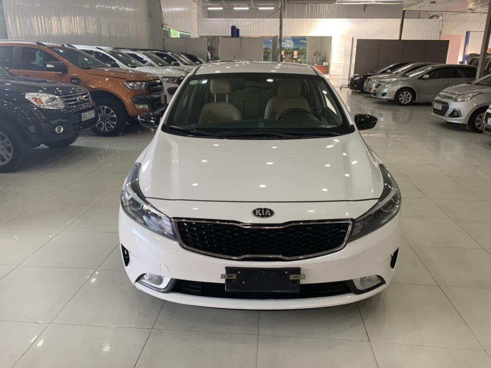 Kia Cerato 1.6MT 2016 - Bán ô tô Kia Cerato 2016, màu trắng