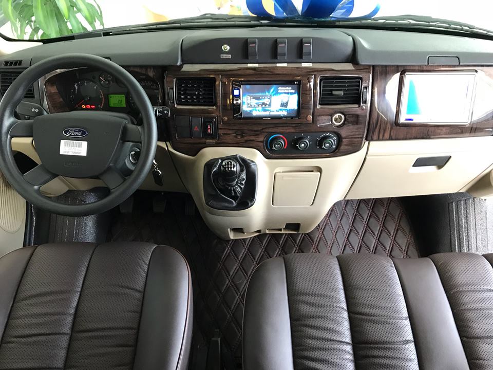 Ford Transit 2019 - Cần bán Ford Transit Limousine vip trung cấp, dành cho chuyên gia, đẳng cấp doanh nhân