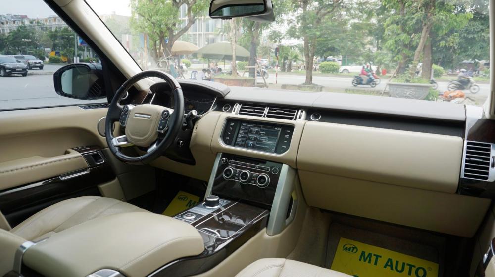 LandRover HSE 3.0 2014 - Bán LandRover Range Rover HSE 3.0 SX 2014, màu bạc, nhập khẩu nguyên chiếc