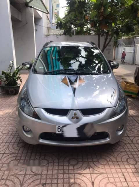 Mitsubishi Grandis 2008 - Cần bán xe Mitsubishi Grandis đời 2008, màu bạc, nhập khẩu