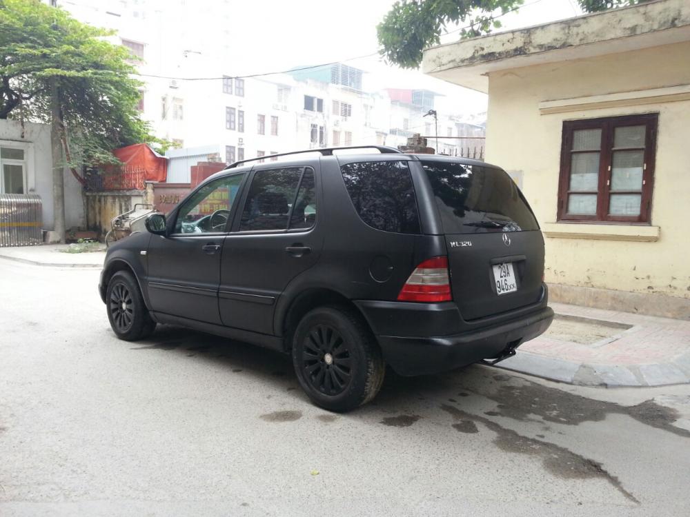 Mercedes-Benz ML Class ML-320 2002 - Đi nước ngoài cần bán gấp Mercedes ML-320