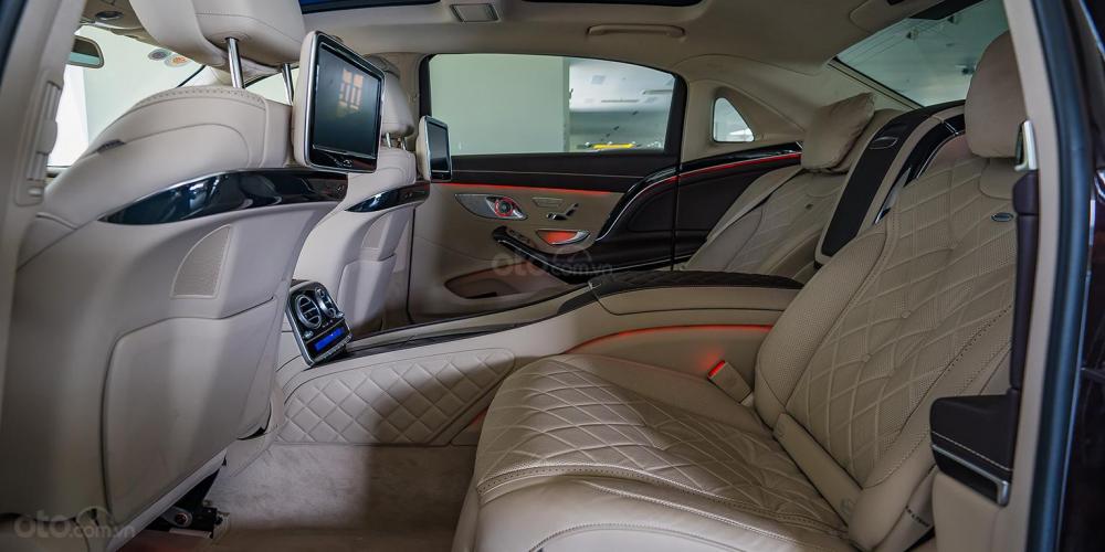 Mercedes-Benz Maybach S500 2017 - Bán Maybach Mercedes-Benz S500 màu ruby black beige, đi 39 km, nhập khẩu, mới 99%