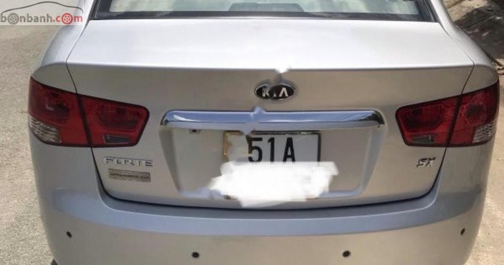 Kia Forte SX 1.6 AT 2011 - Cần bán lại xe Kia Forte SX 1.6 AT đời 2011, màu bạc 