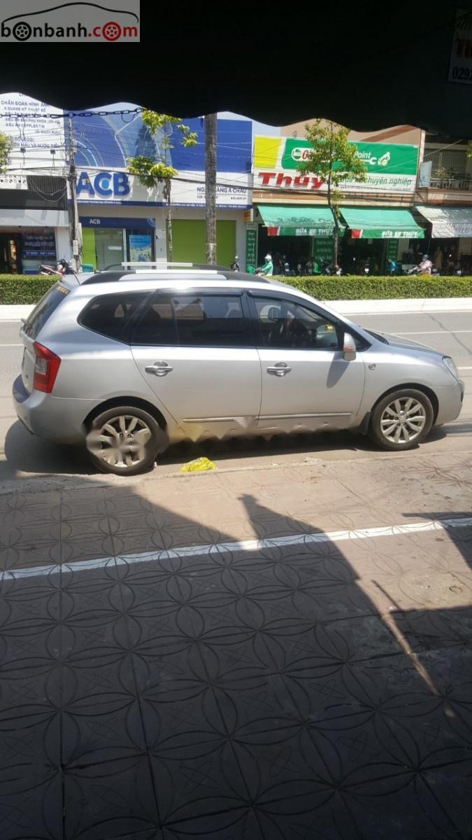 Kia Carens 2011 - Bán xe Kia Carens đời 2011, màu bạc, xe nhập 