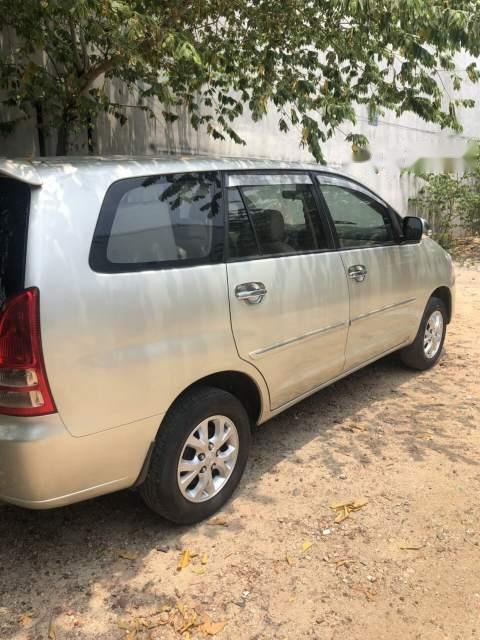 Toyota Innova 2007 - Cần bán Toyota Innova sản xuất năm 2007, màu bạc