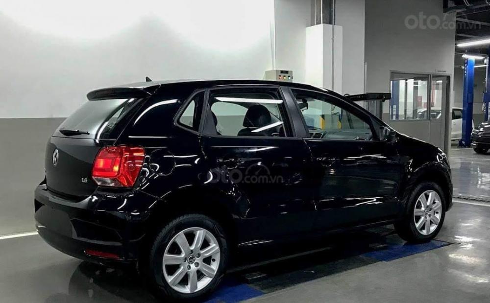 Volkswagen Polo  1.6 AT 2019 - Bán Volkswagen Polo năm sản xuất 2019, màu đen, xe nhập, 599tr