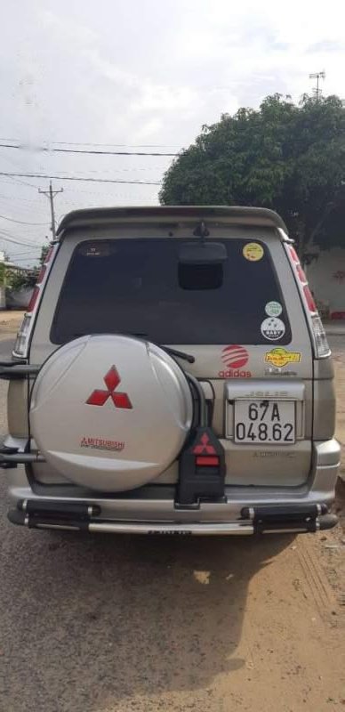 Mitsubishi Jolie 2004 - Cần bán gấp Mitsubishi Jolie sản xuất năm 2004, xe nhập