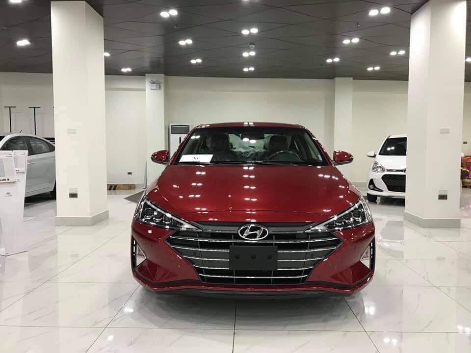 Hyundai Elantra 2019 - "Sốc" giảm 30 triệu tiền mặt - chỉ 179tr - Hyundai Elantra 1.6 MT 2020, hỗ trợ trả góp 85% - thủ tục nhanh chóng