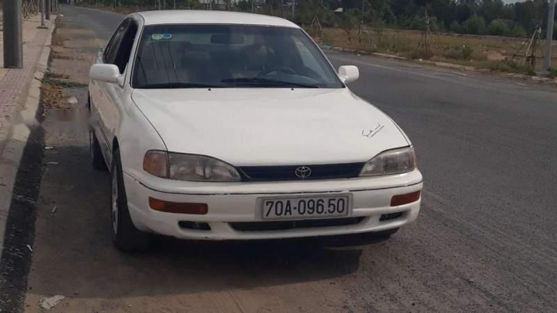 Toyota Camry 1992 - Bán Toyota Camry 1992, màu trắng, nhập khẩu