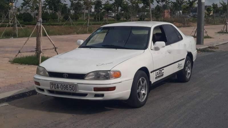 Toyota Camry 1992 - Bán Toyota Camry 1992, màu trắng, nhập khẩu