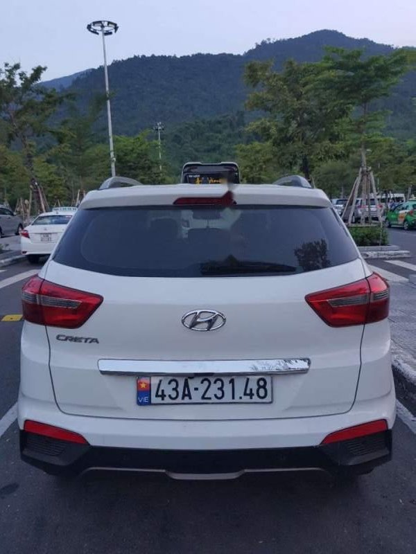 Hyundai Creta   2016 - Cần bán xe Hyundai Creta đời 2016, màu trắng, nhập khẩu chính chủ, 640tr