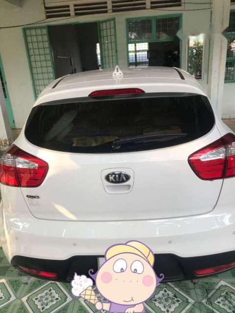 Kia Rio 2013 - Cần bán gấp Kia Rio 2013, màu trắng, nhập khẩu nguyên chiếc, giá 390tr