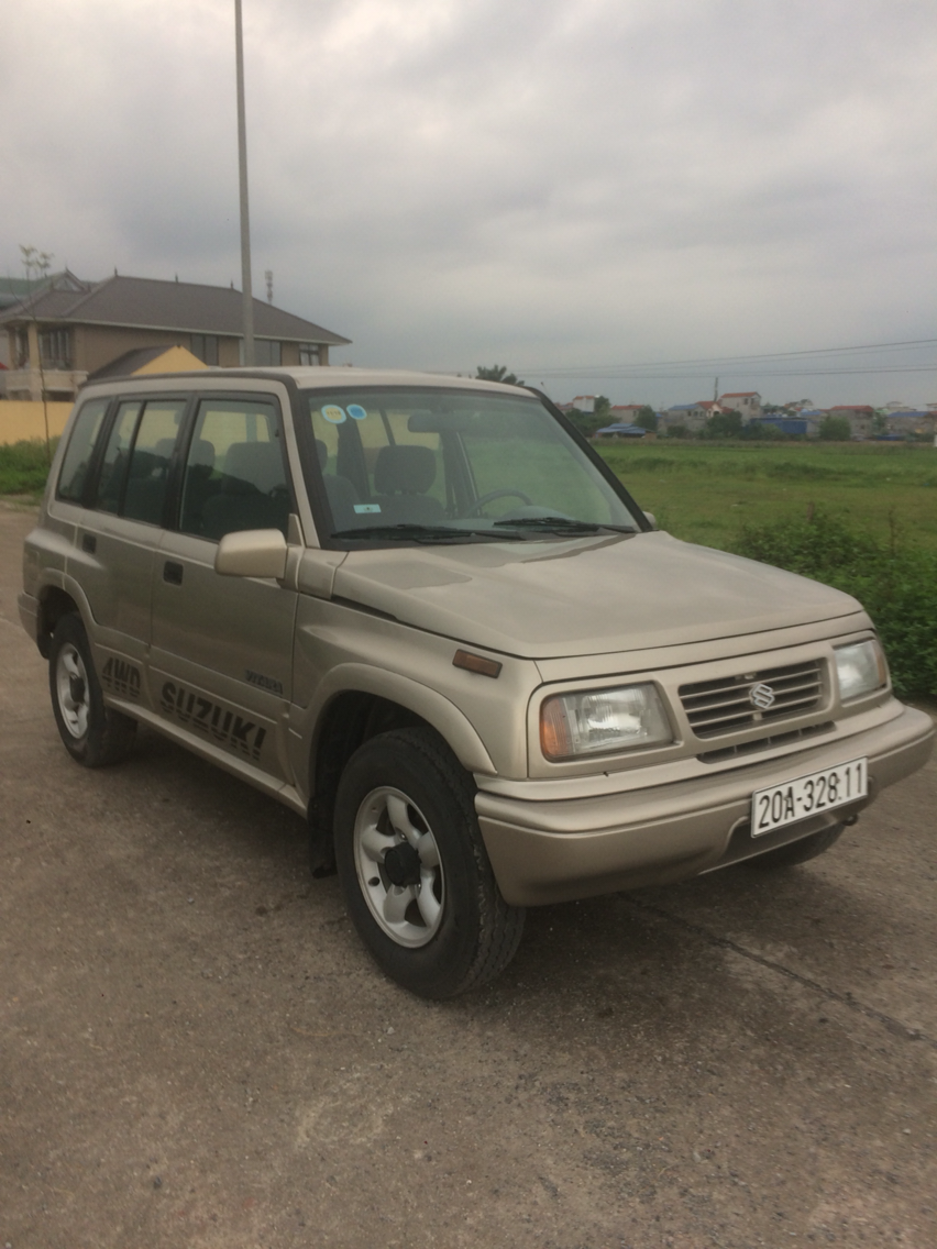 Suzuki Vitara    2005 - Bán Vitara 12/2005 chính chủ sơn zin 90%, xe rất mới không 1 lỗi nhỏ, máy gầm rất mới