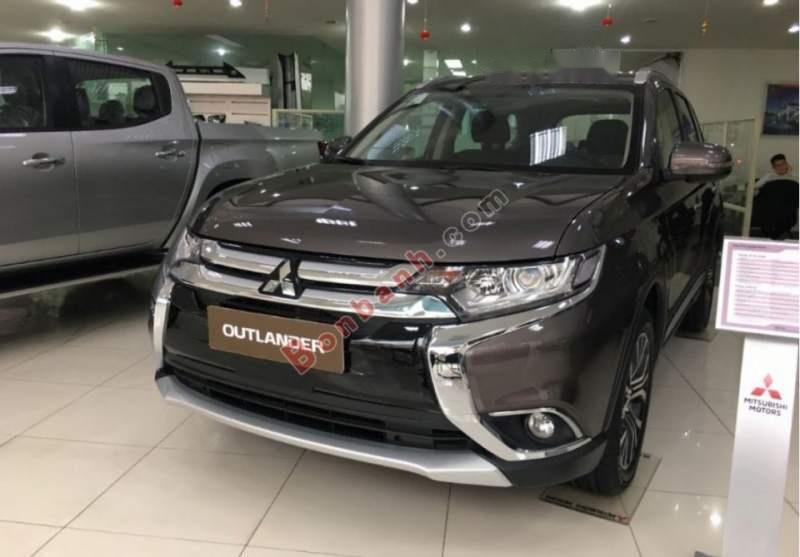 Mitsubishi Outlander  2.0 CVT   2019 - Bán Mitsubishi Outlander 2.0 CVT 2019, màu nâu, giá tốt