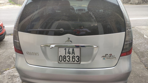 Mitsubishi Grandis   2.4 AT  2005 - Chính chủ bán Mitsubishi Grandis 2.4 AT sản xuất 2005, màu bạc  