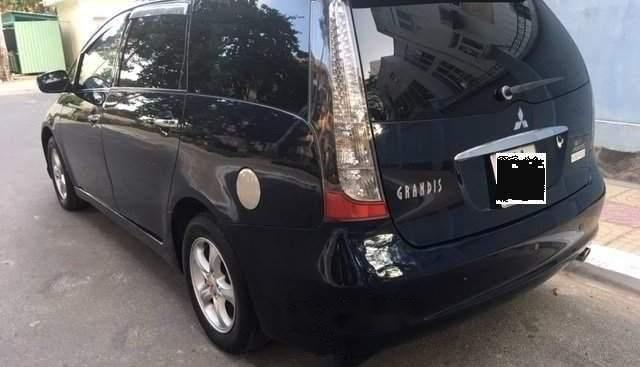 Mitsubishi Grandis   2005 - Bán xe Mitsubishi Grandis 2005, màu đen, nhập khẩu nguyên chiếc, nước sơn đẹp