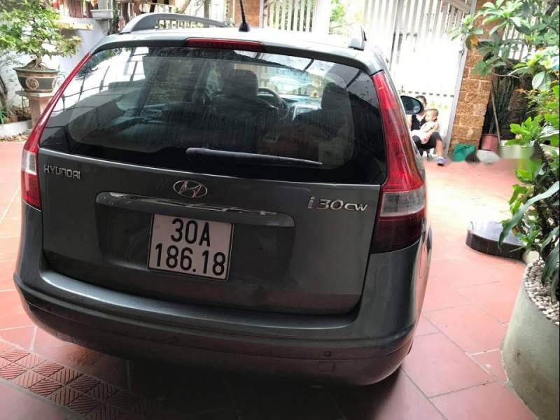 Hyundai i30   2009 - Bán gấp Hyundai i30 năm sản xuất 2009, màu xám, chính chủ