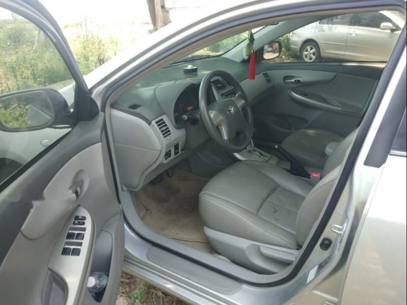 Toyota Corolla altis   2008 - Cần bán lại xe Toyota Corolla Altis sản xuất năm 2008, màu bạc, cam kết không đâm va không ngập nước