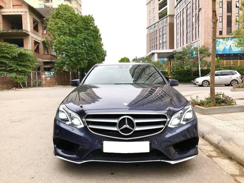 Mercedes-Benz E class E250 AMG 2015 - Cần bán E250 AMG, sản xuất 2015, số tự động, màu xám xanh hiếm