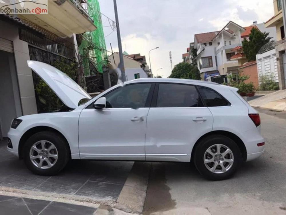 Audi Q5 2.0 AT 2013 - Bán Audi Q5 2.0 AT đời 2013, màu trắng, xe nhập