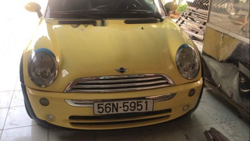 Mini Cooper 2006 - Bán xe Mini Cooper sản xuất năm 2006, màu vàng, nhập khẩu nguyên chiếc