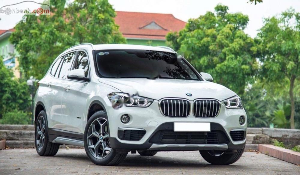 BMW X1 2018 - Cần bán xe BMW X1 2018, màu trắng, xe nhập