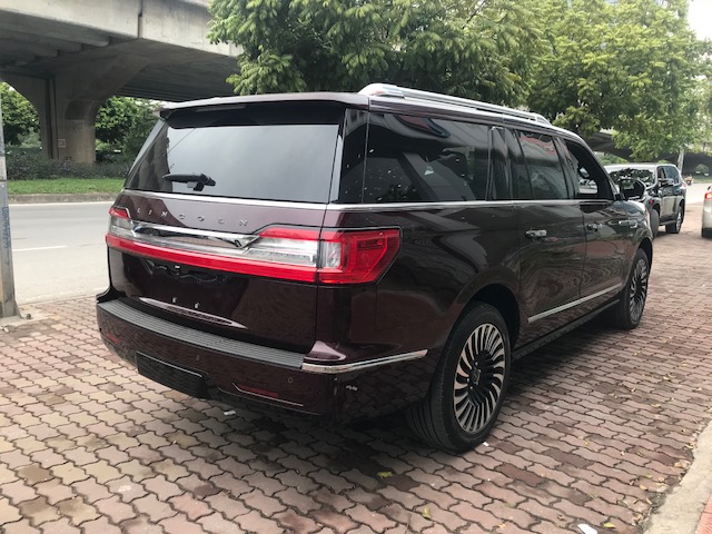 Lincoln Navigator Black Labe L  2019 - Cần bán xe Lincoln Navigator Black Labe L đời 2019, màu đỏ, nhập khẩu nguyên chiếc