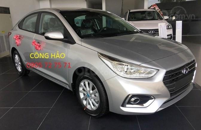 Hyundai Accent 2019 - Cần bán Hyundai Accent sản xuất năm 2019, màu bạc, giá chỉ 426 triệu