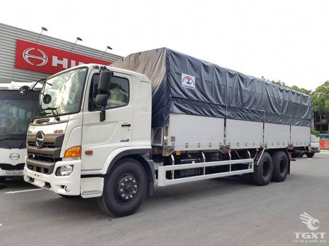 Hino FL FL8JW7A 2019 - Cần bán xe Hino FL FL8JW7A đời 2019, màu trắng, nhập khẩu