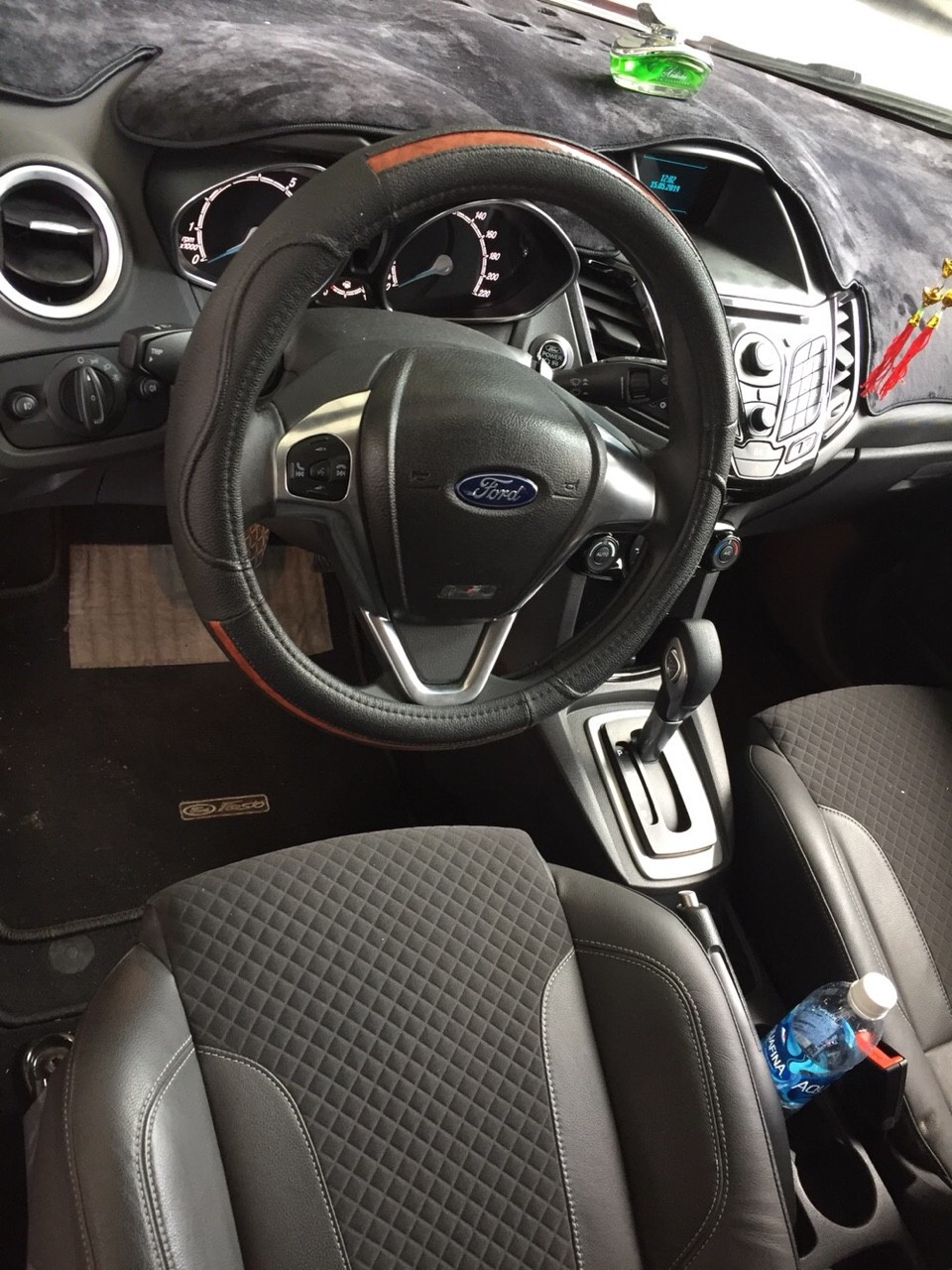 Ford Fiesta S 2018 - Bán Ford Fiesta S 1.5AT, Hatchback, đời 2018, màu đỏ, như mới