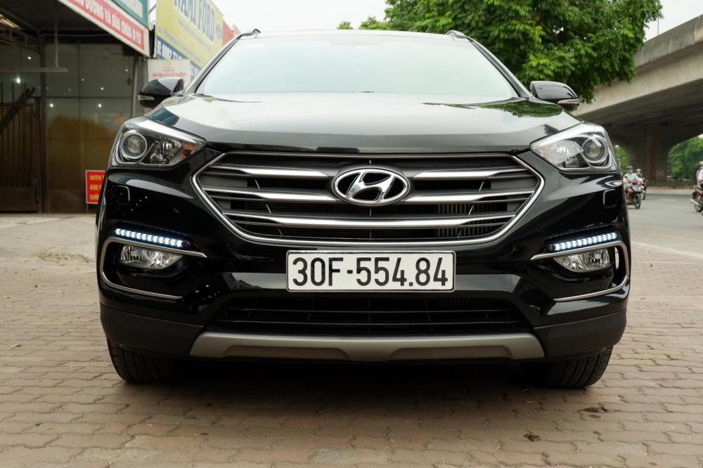 Hyundai Santa Fe 2.2 CRDi Full  2018 - Cần bán xe Hyundai Santa Fe 2.2 CRDi Full năm 2018