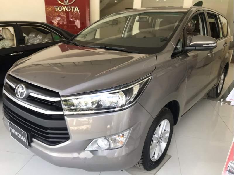 Toyota Innova   2019 - Bán xe Toyota Innova đời 2019, màu xám