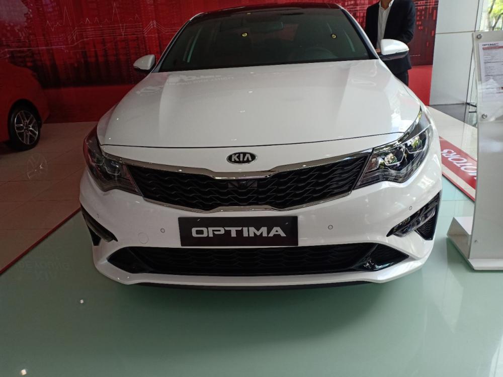 Kia Optima GT Line 2019 - Cần bán xe Kia Optima GT Line sản xuất 2019, màu trắng, 309 triệu