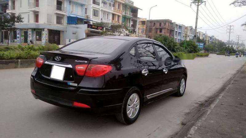 Hyundai Avante   2014 - Bán Hyundai Avante đời 2014, màu đen, xe gia đình
