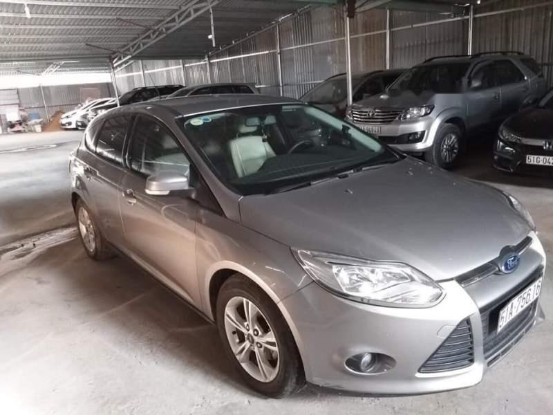 Ford Focus 2013 - Bán Ford Focus đời 2013, màu bạc, nhập khẩu, giá tốt