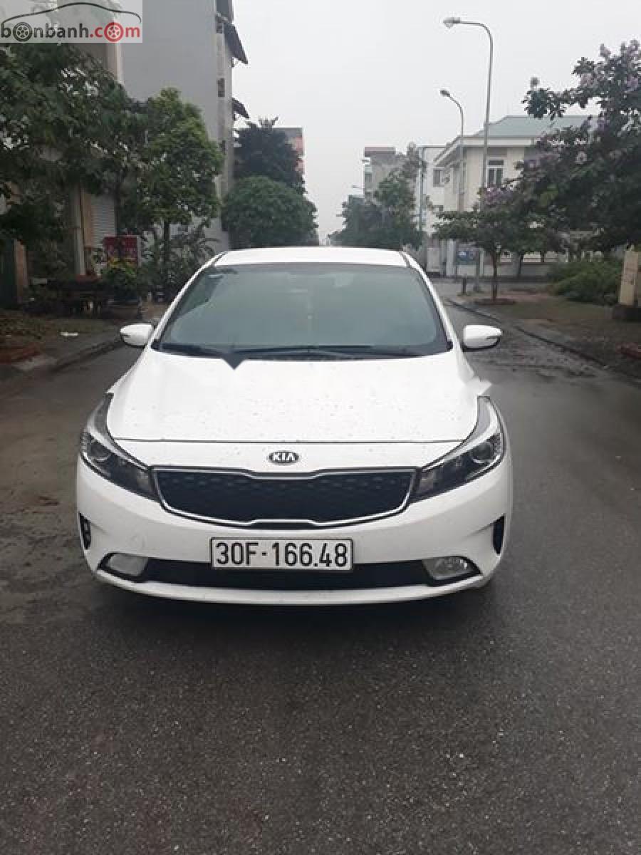 Kia Cerato 2018 - Bán Kia Cerato đời 2018, màu trắng, số sàn