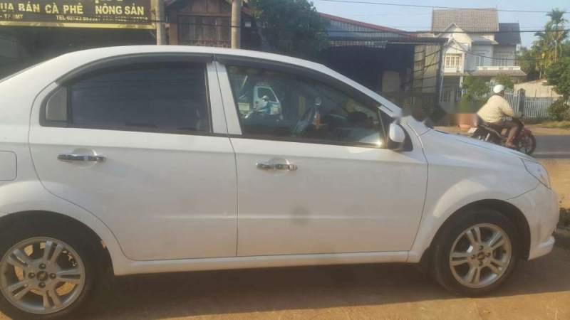 Chevrolet Aveo   2014 - Bán xe Chevrolet Aveo đời 2014, màu trắng