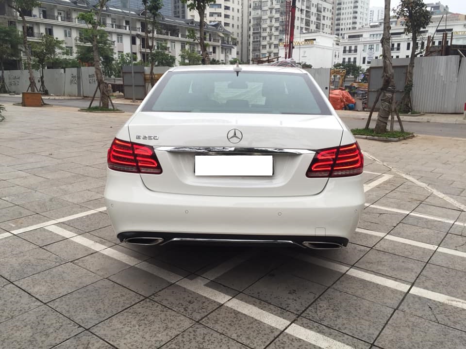 Mercedes-Benz E class E250 2014 - Bán E250 sx 2014 màu trắng - nhìn ảnh biết chất luôn