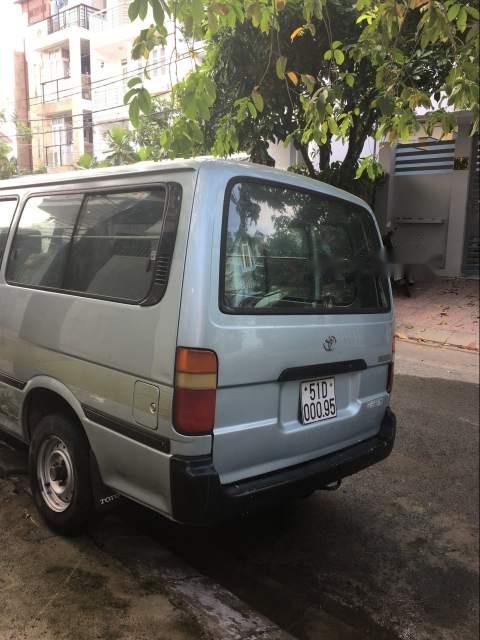 Toyota Hiace 2002 - Bán Toyota Hiace sản xuất 2002, nhập khẩu nguyên chiếc