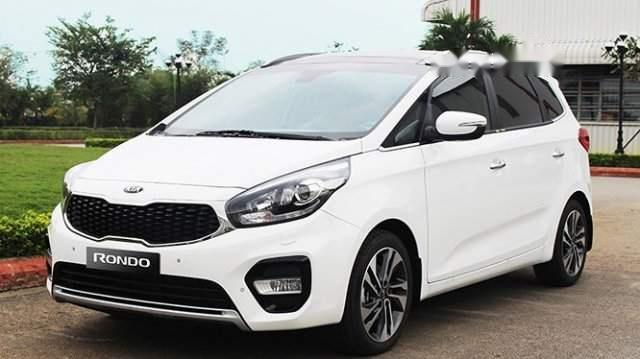 Kia Rondo 2.0 GMT 2019 - Bán ô tô Kia Rondo sản xuất năm 2019, màu trắng