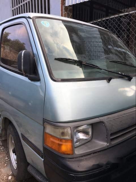 Toyota Hiace 2002 - Bán Toyota Hiace sản xuất 2002, nhập khẩu nguyên chiếc