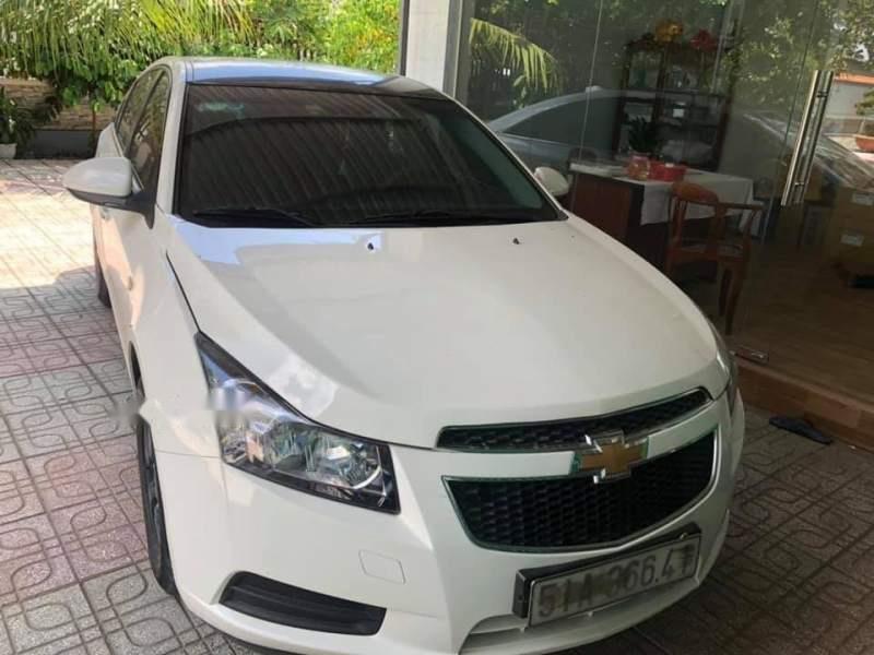 Chevrolet Cruze   2012 - Bán Chevrolet Cruze sản xuất 2012, màu trắng, xe gia đình sử dụng