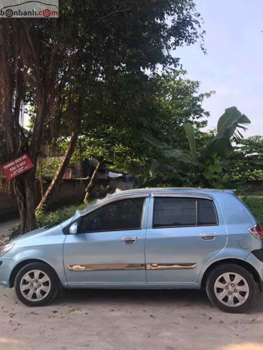 Hyundai Getz 1.1 MT 2010 - Bán Hyundai Getz 1.1 MT sản xuất năm 2010, màu xanh lam, xe nhập