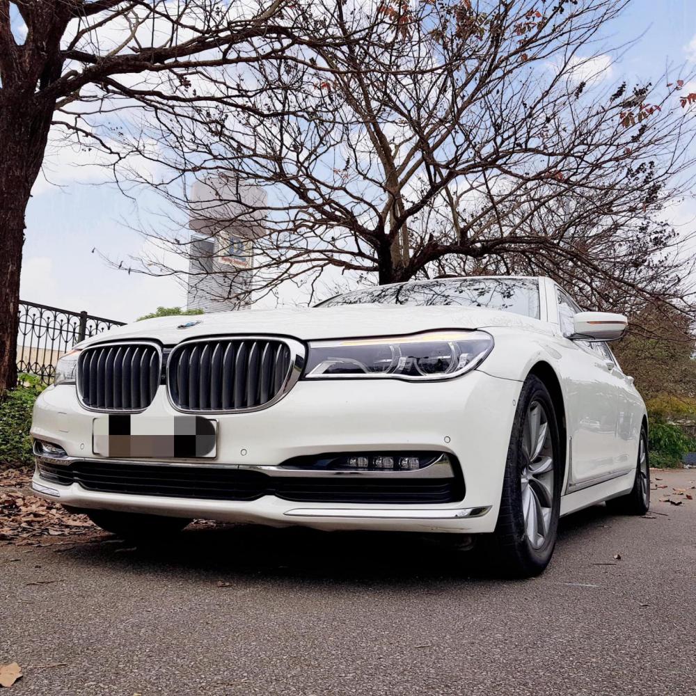 BMW 7 Series 730 Li 2017 - Cần bán xe BMW 7 Series 730 Li đời 2017, màu trắng, nhập khẩu