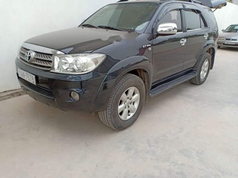 Toyota Fortuner   2010 - Bán xe Toyota Fortuner năm sản xuất 2010, màu đen, xe đẹp