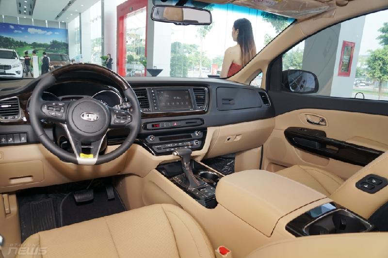 Kia Sedona Platinum D 2019 - Sedona 2.2 Platinum D 2019 TPHCM, giá cạnh tranh, hỗ trợ lái thử tận nhà