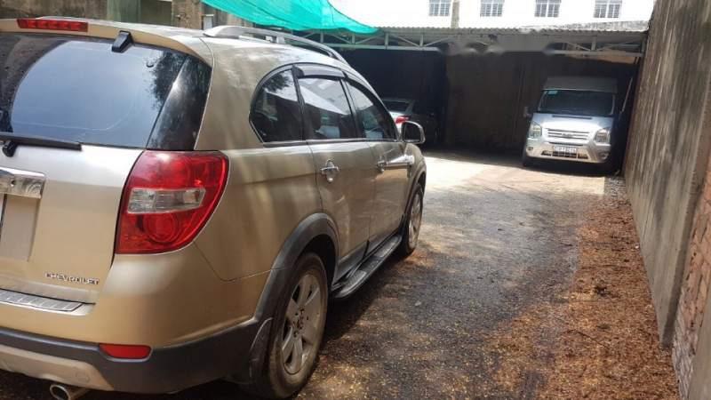 Chevrolet Captiva 2008 - Bán lại xe Chevrolet Captiva sản xuất 2008, màu vàng, giá chỉ 285 triệu