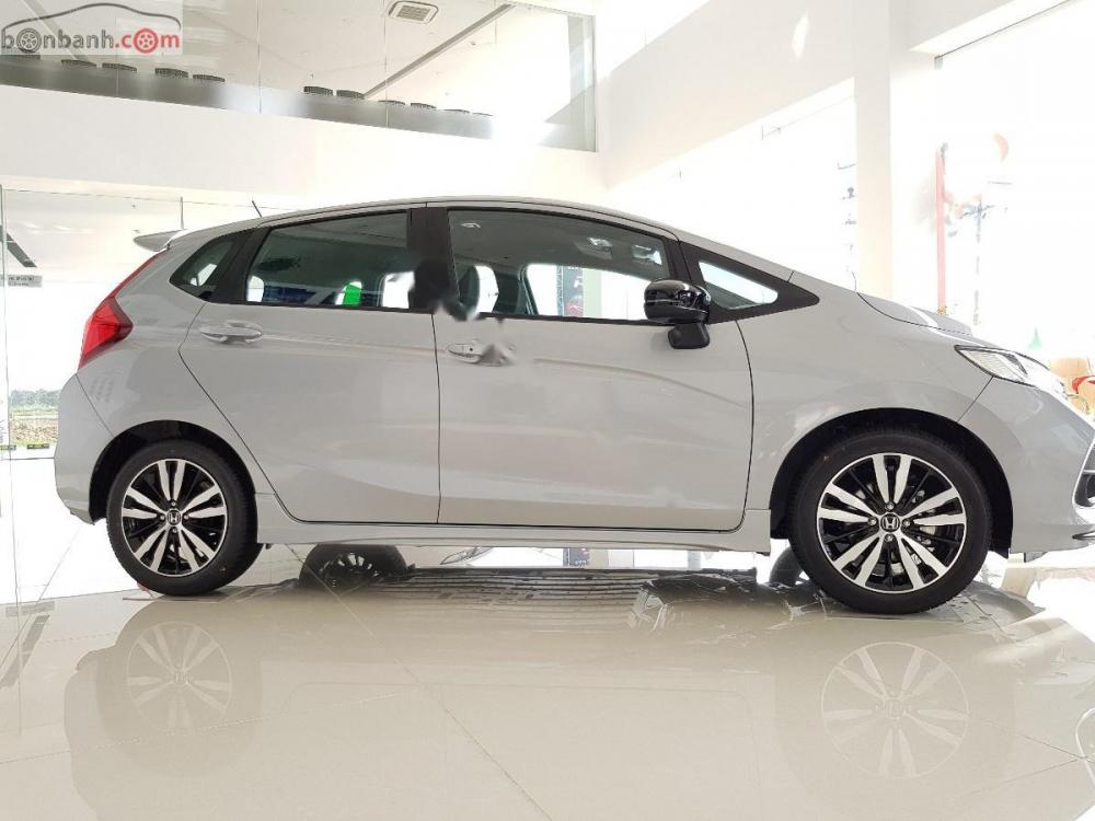 Honda Jazz RS 2018 - Bán xe Honda Jazz RS sản xuất 2018, màu bạc, nhập khẩu Thái