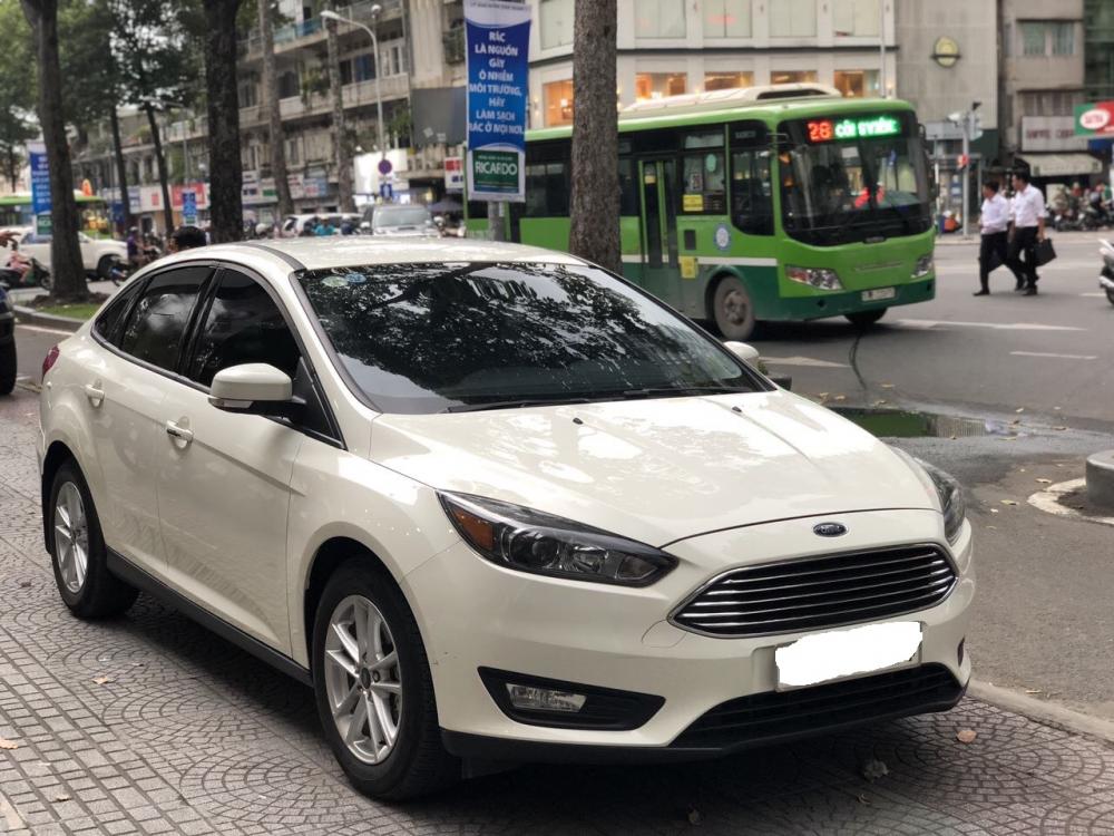 Ford Focus Trend  2018 - Bán ô tô Ford Focus Trend SX 2018, xe như mới, chính hãng có bảo hành