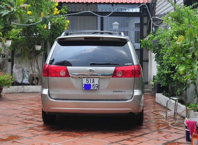 Toyota Sienna     LE   2008 - Cần bán xe Toyota Sienna LE đời 2008, màu bạc, nhập khẩu nguyên chiếc xe gia đình 